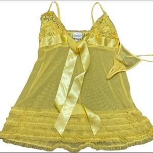 🆕Sunny Yellow Fredrick’s Of Hollywood Teddy, S